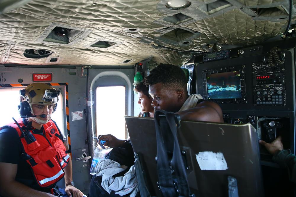 Operation launched to rescue irregular migrants in Aegean