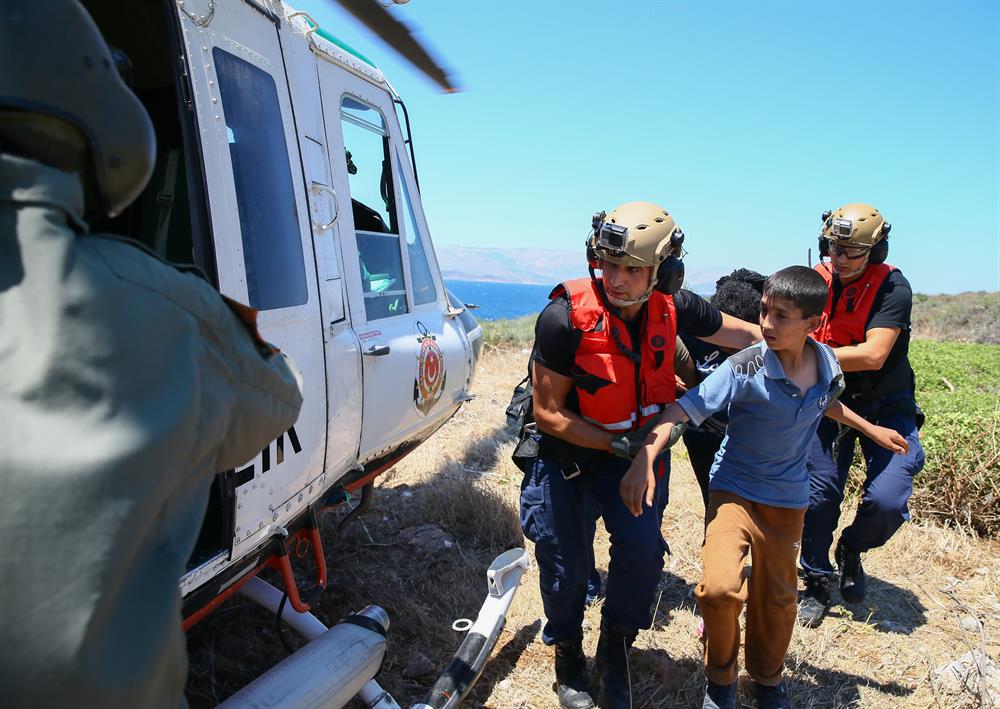 Operation launched to rescue irregular migrants in Aegean