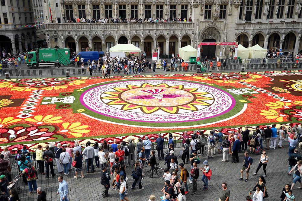 Flower Carpet laid at Grand Place Square