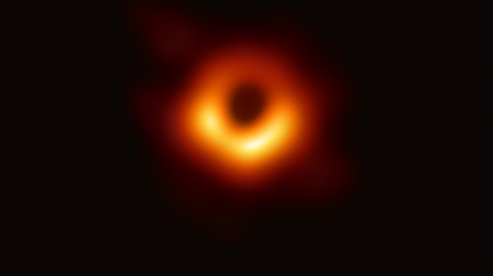 İlk kara delik fotoğrafı paylaşıldı