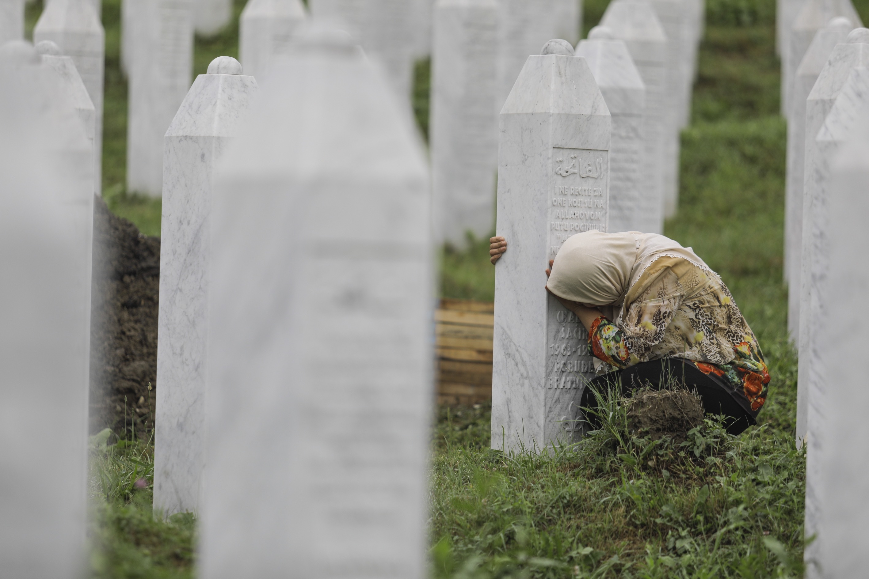 Srebrenitsa'da ne oldu? - Yeni Şafak