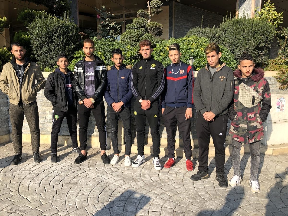 Afrika Dan Turkiye Ye Futbolcu Olmaya Gelen 26 Genc Dolandirildi