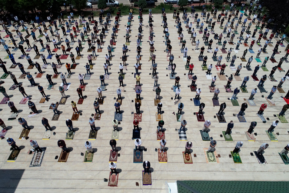Izmir De Cuma Namazi Saat Kacta Izmir Namaz Vakitleri