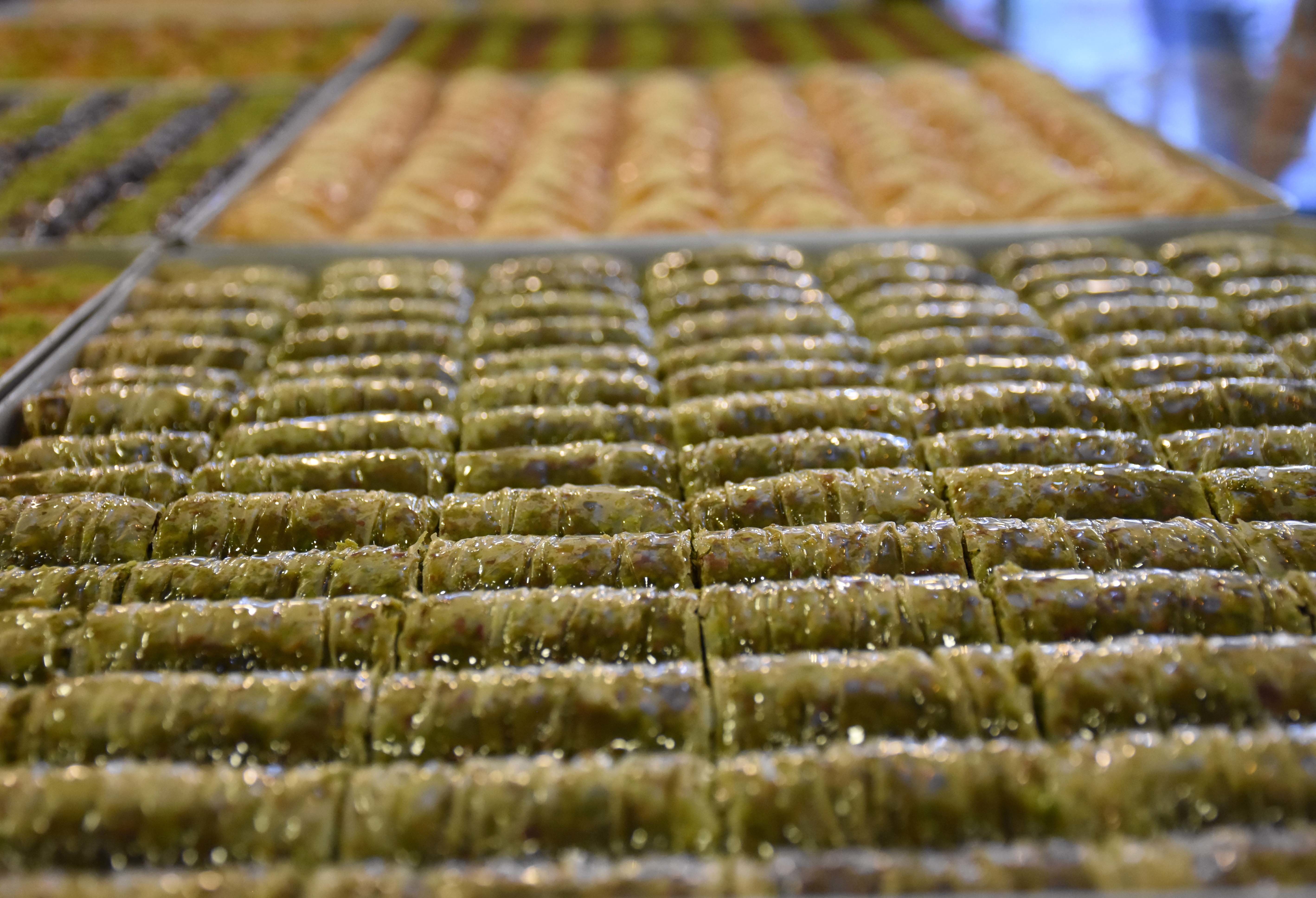 Turkish baklava makers busy ahead of Eid