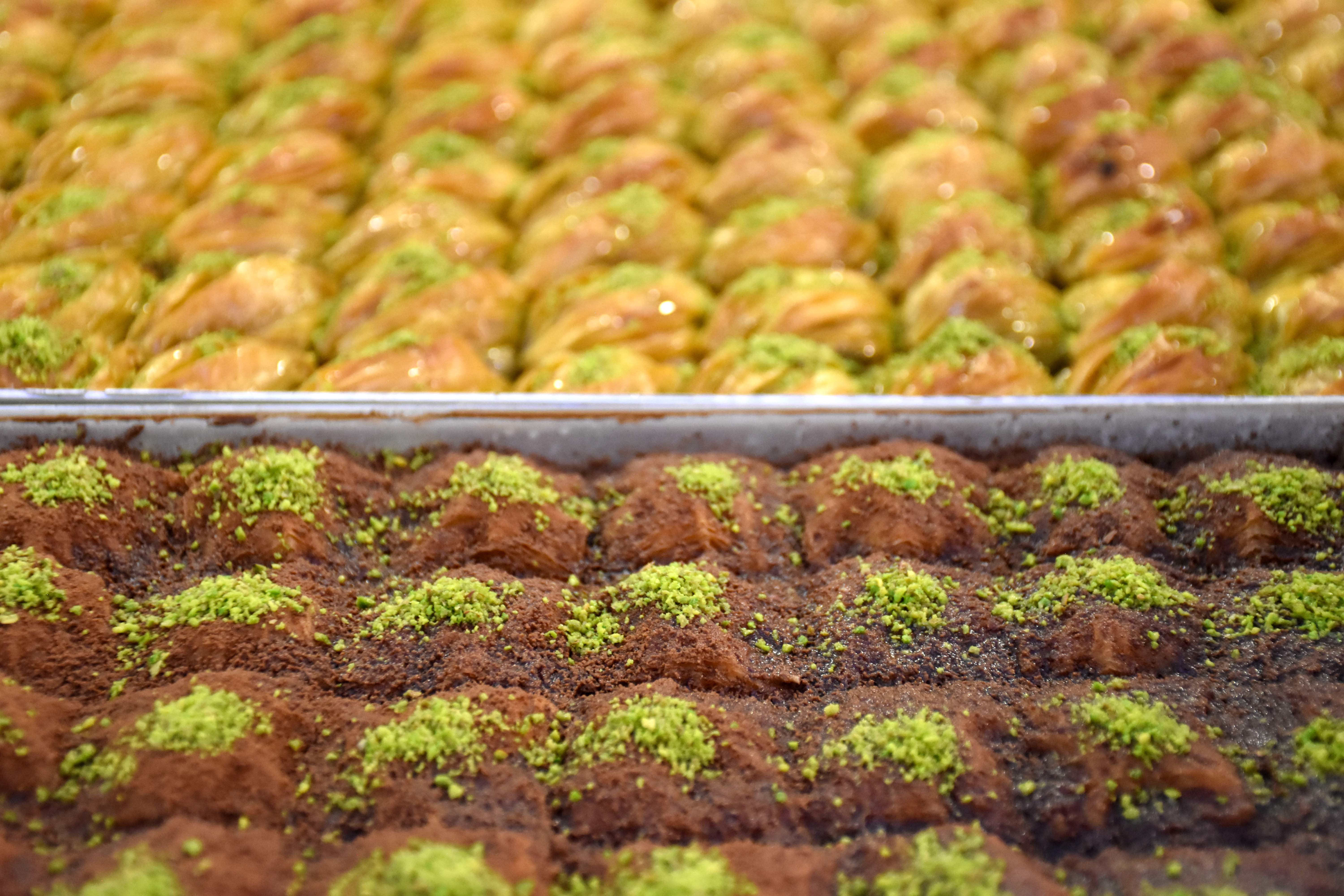 Turkish baklava makers busy ahead of Eid