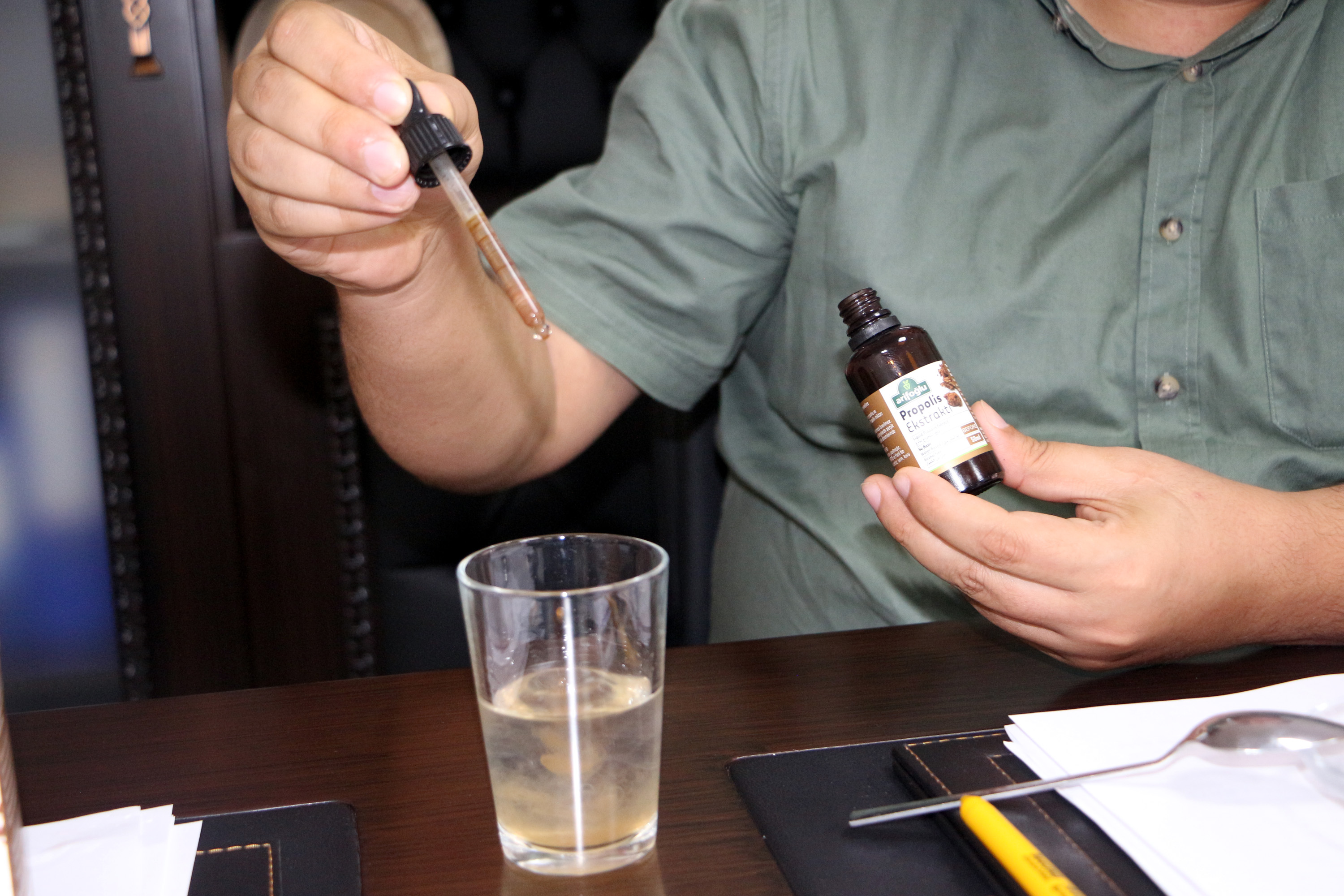 propolis faydalari propolis nelere iyi gelir yeni safak