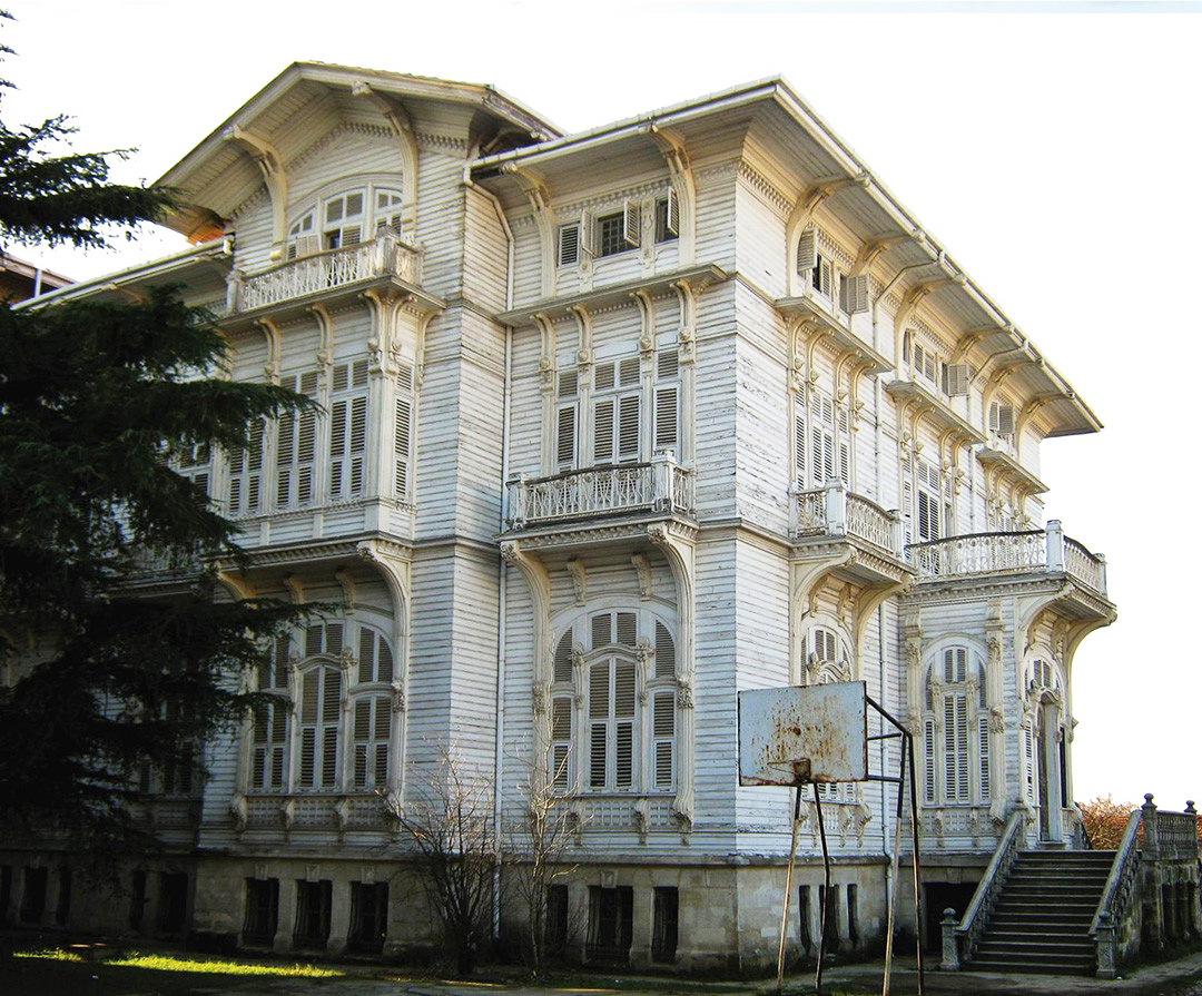 Mimar Kemaleddin Den Art Nouveau Tarzinin Essiz Ornegi Camlica Kiz Lisesi