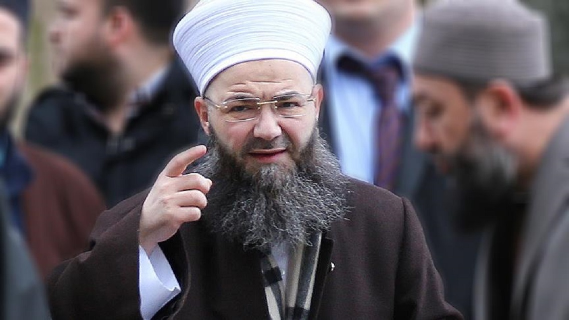 Cubbeli Ahmet Bu Sahte Seyh Gibi Nicelerini Desifre Ettim