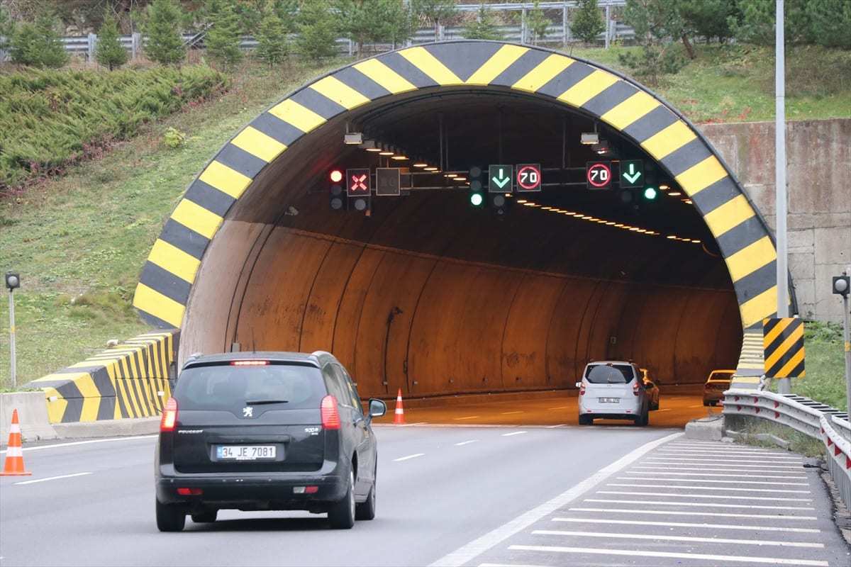 Yola Cikacaklar Dikkat Bolu Dagi Tuneli Ankara Yonu 32 Gun Boyunca Ulasima Kapanacak