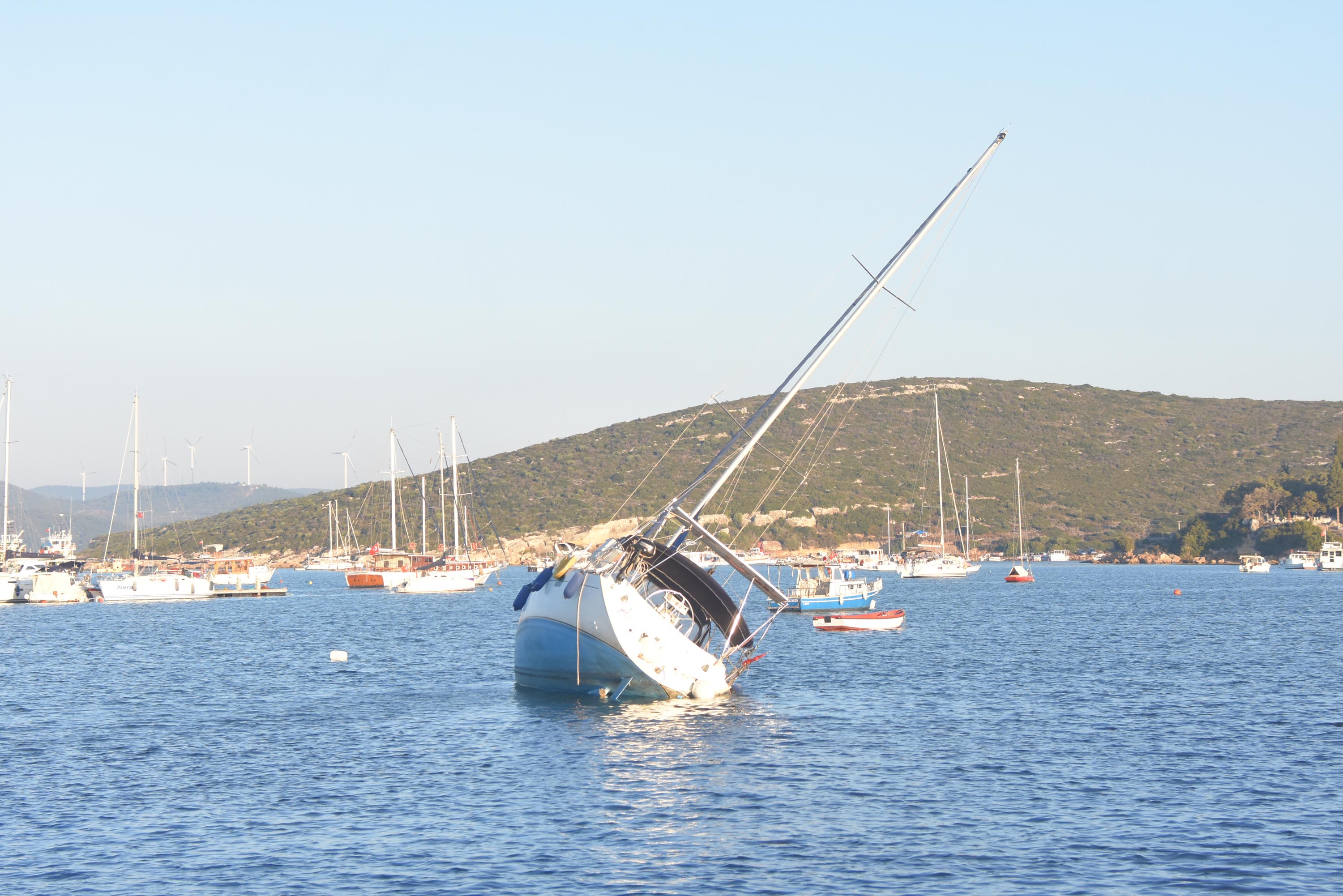 Izmir Deki Deprem Felaketinden Once Denizde Girdaplar Goren Balikci Yasadigi Dehseti Anlatti Dunyanin Sonu Geldi Sandim Yeni Safak