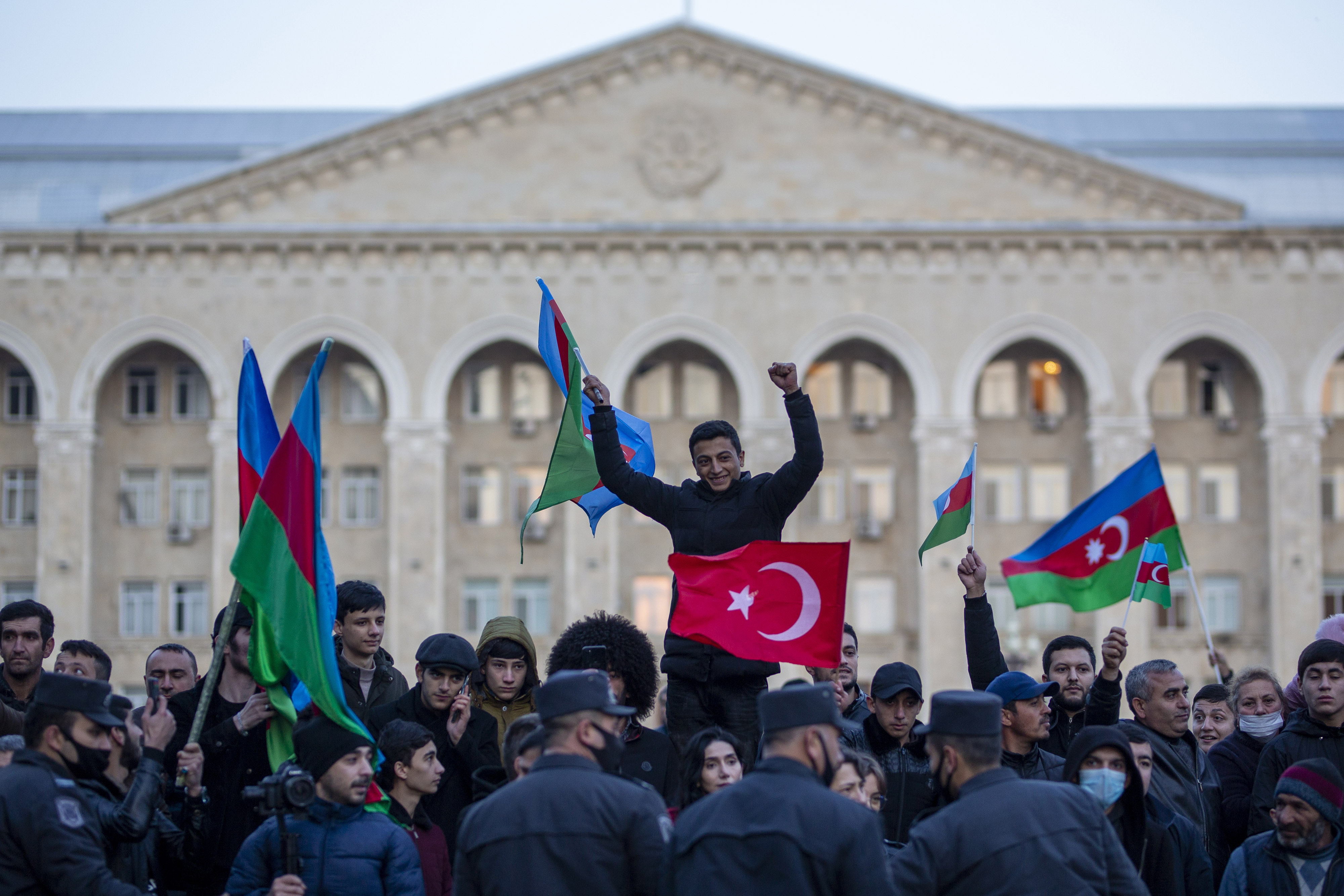 ingiliz basini savasin en buyuk galibi turkiye yeni safak
