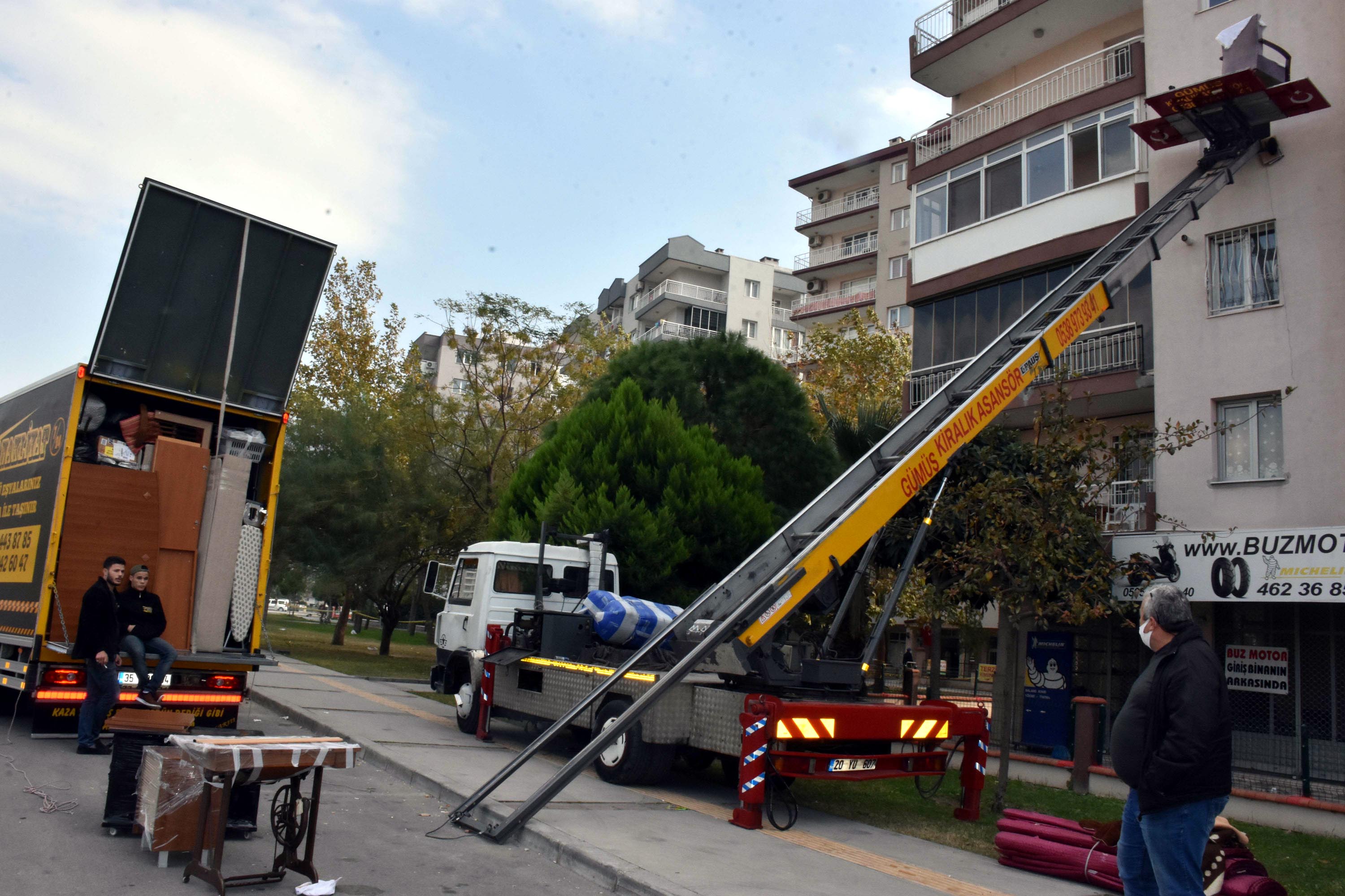 Ölümüne kiralık Ev sahipleri kiracıları kandırıyor Yeni Şafak