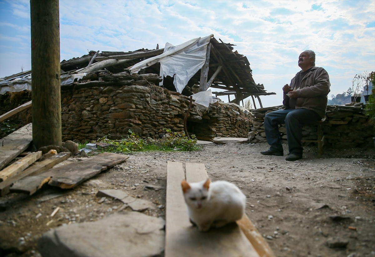 Izmir's 'ghost village' Lubbey to be brought into tourism