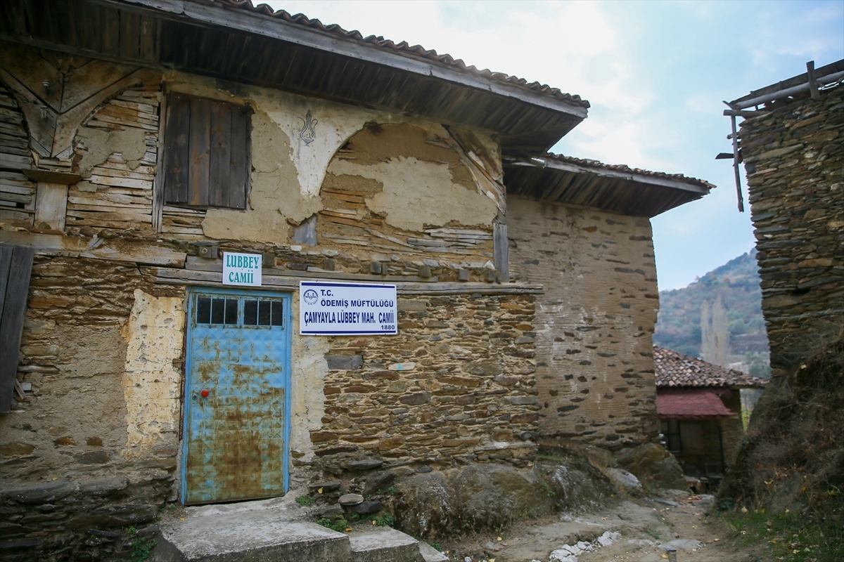 Izmir's 'ghost village' Lubbey to be brought into tourism