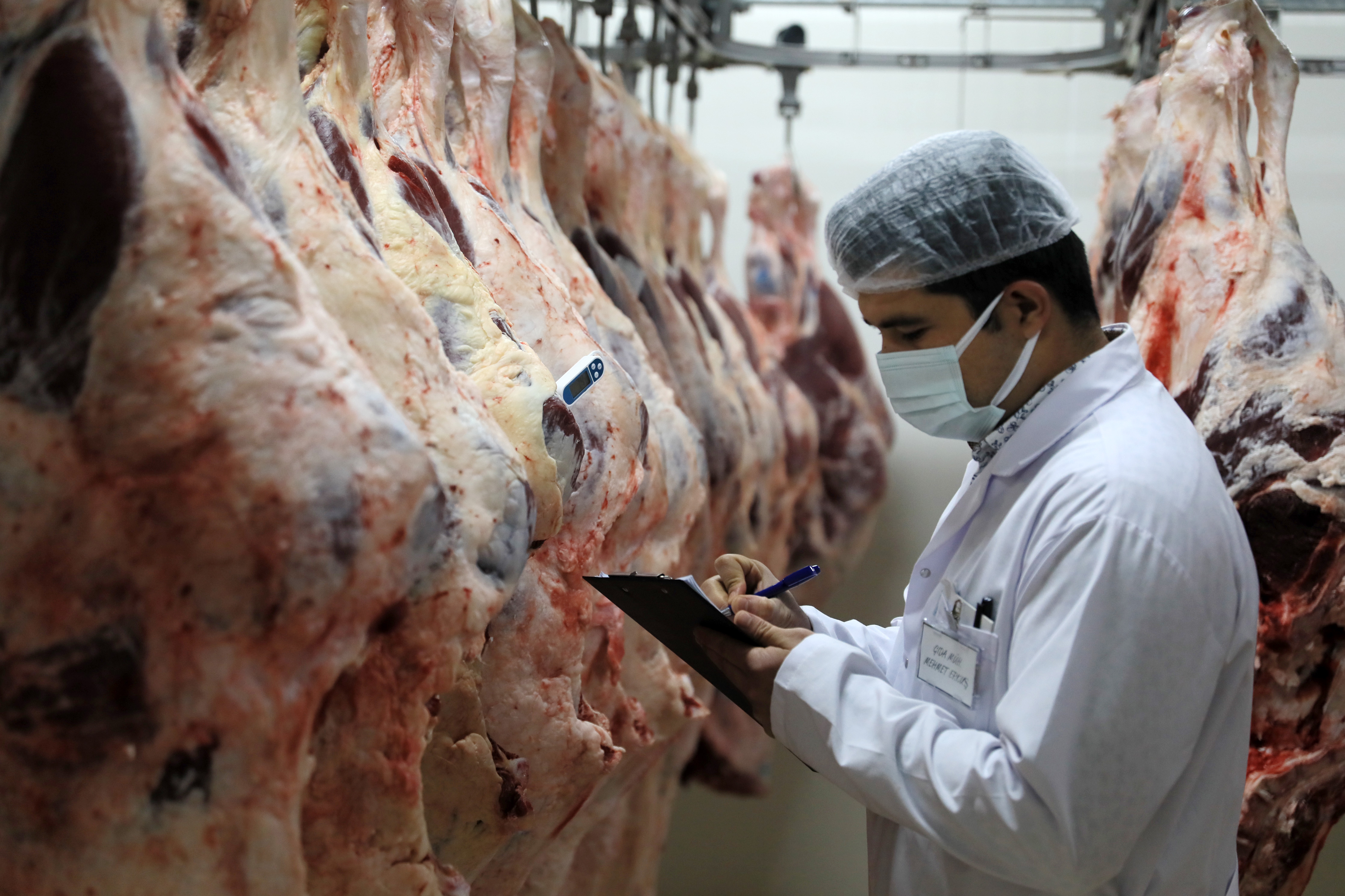 Bayat tavuk dönerde ‘düşük’ tehlikesi Akıllara gelen soru ‘Kalan tavuk