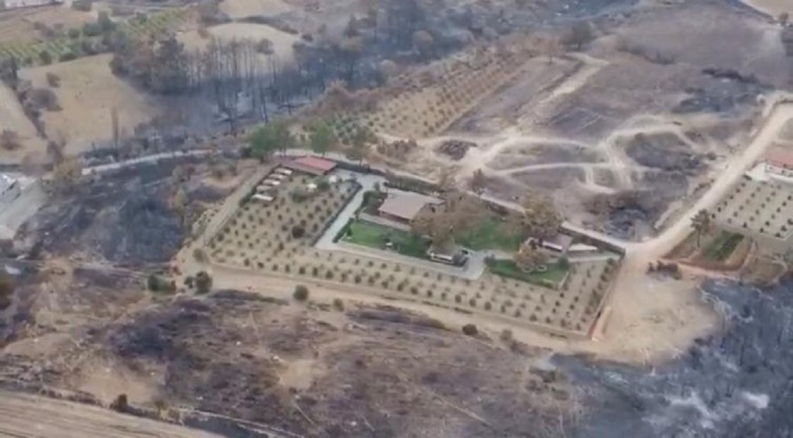 antalya haber manavgat kalemler de yanmayan tek yer baskanin villasi yeni safak
