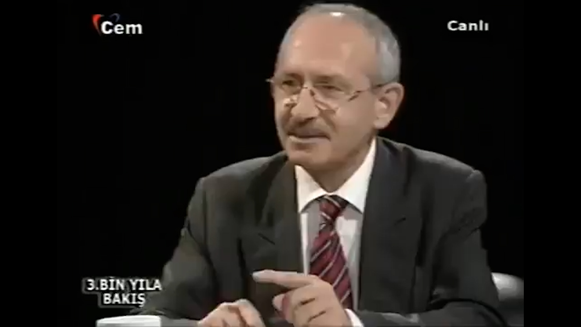 Kemal Kılıçdaroğlu'ndan başörtüsü yorumu: Bir metrekarelik bez parçası