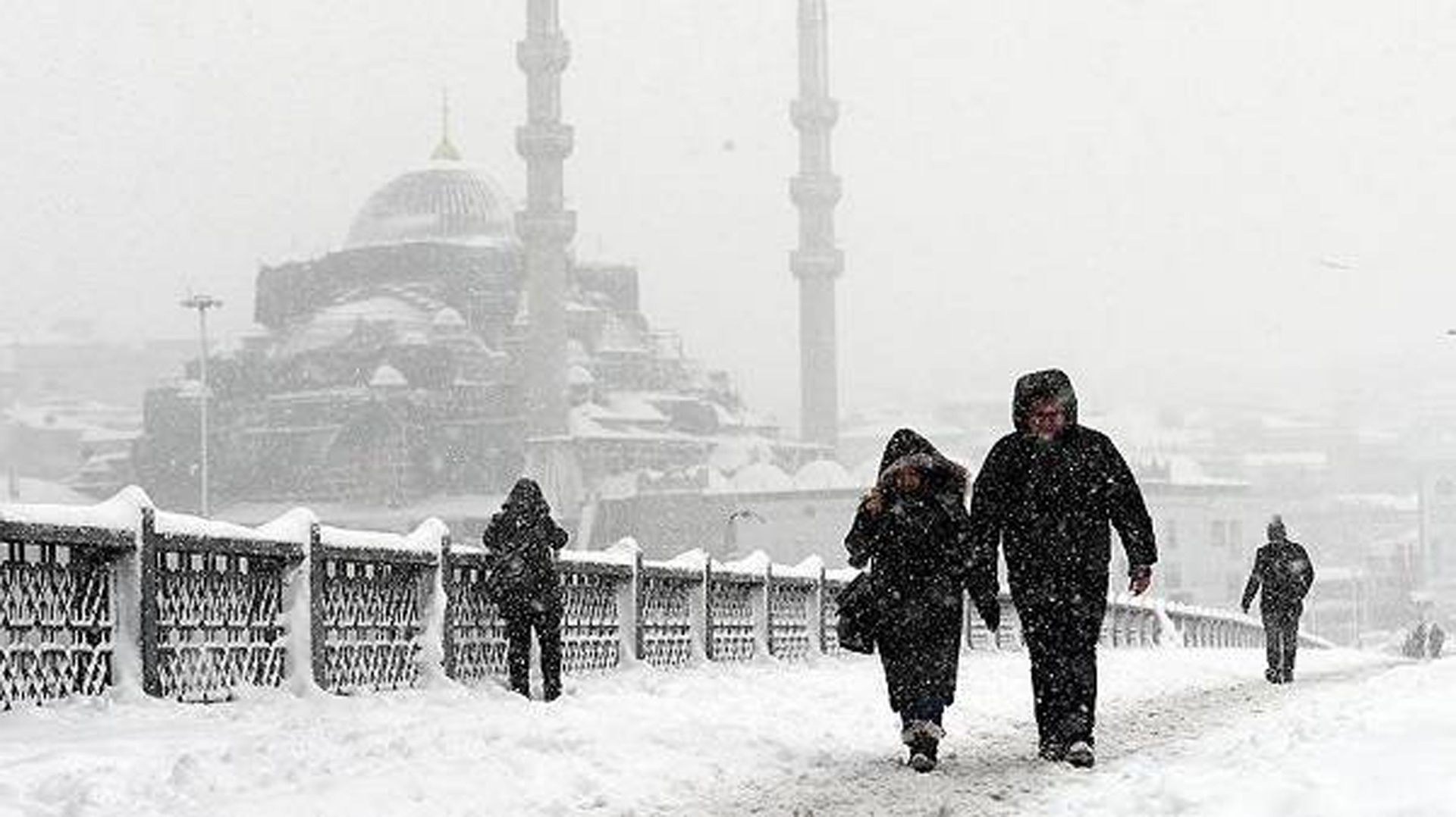 İstanbul'da kar yağışı ne zaman bitecek? İSTANBUL GÜNCEL HAVA DURUMU