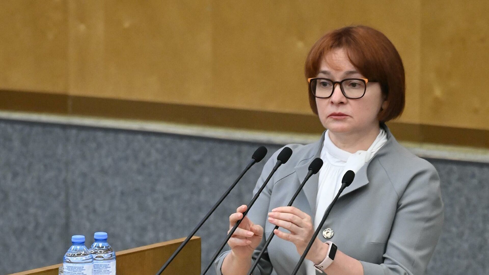 Rusya Merkez Bankası Başkanı Nabiullina: “Ekonomimiz zorlu bir yapısal dönüşüm sürecine giriyor”