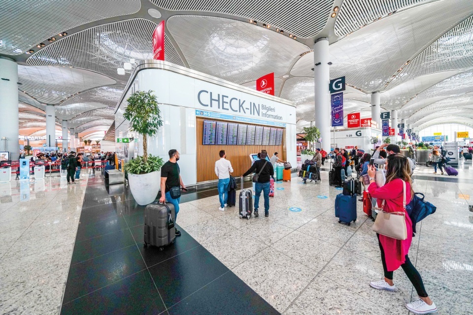 İstanbul Havalimanı dünyanın en iyileri arasında girdi: Büyük, ferah ve sistem tıkır tıkır işliyor