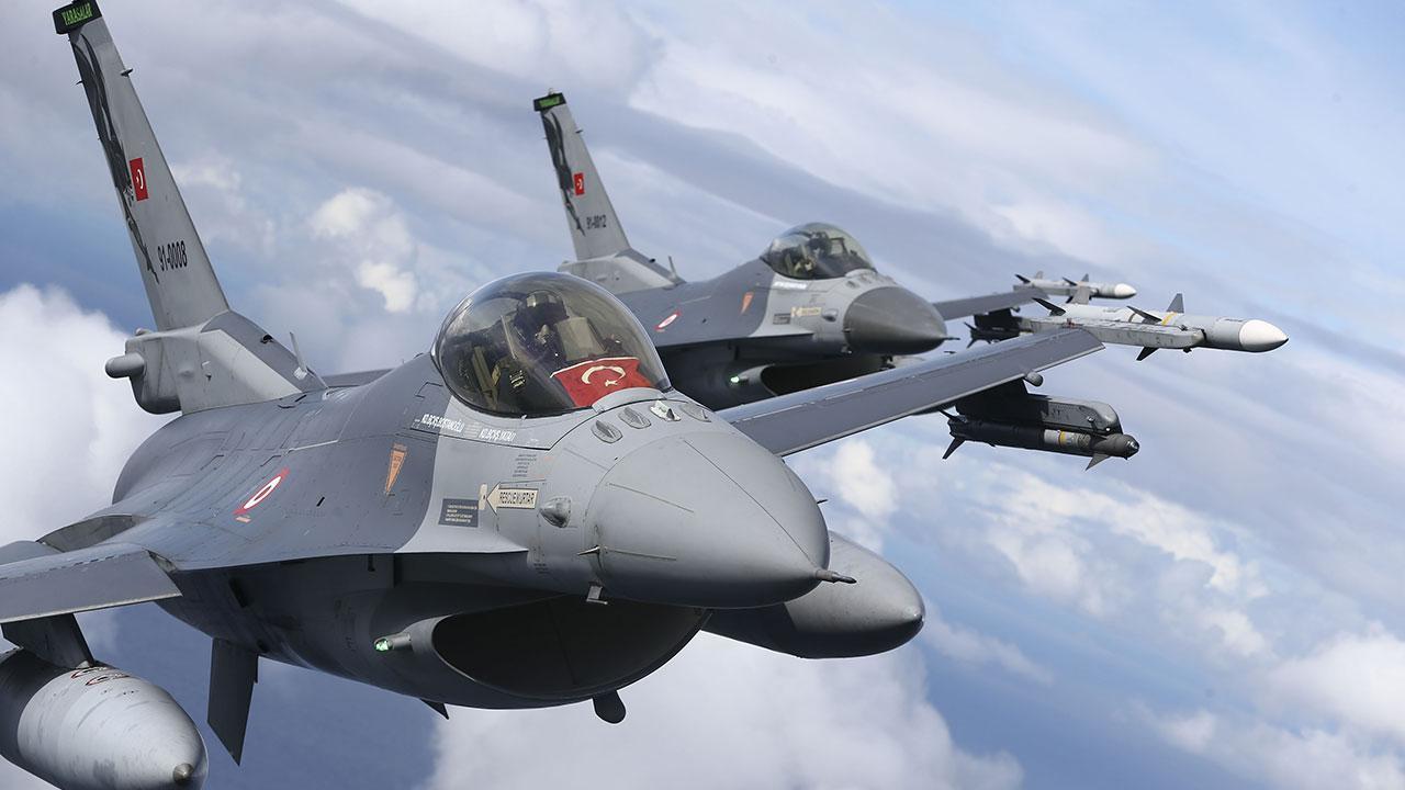 Türk F-16'larını taciz eden Yunanistan'tan 'önceden haber verilmedi' yalanı