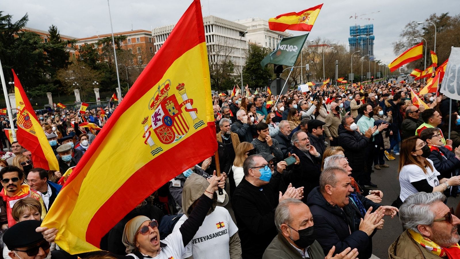 İspanya'da Rusya-Ukrayna savaşıyla başlayan enerji krizi ve yüksek enflasyona karşı gösteri düzenlendi