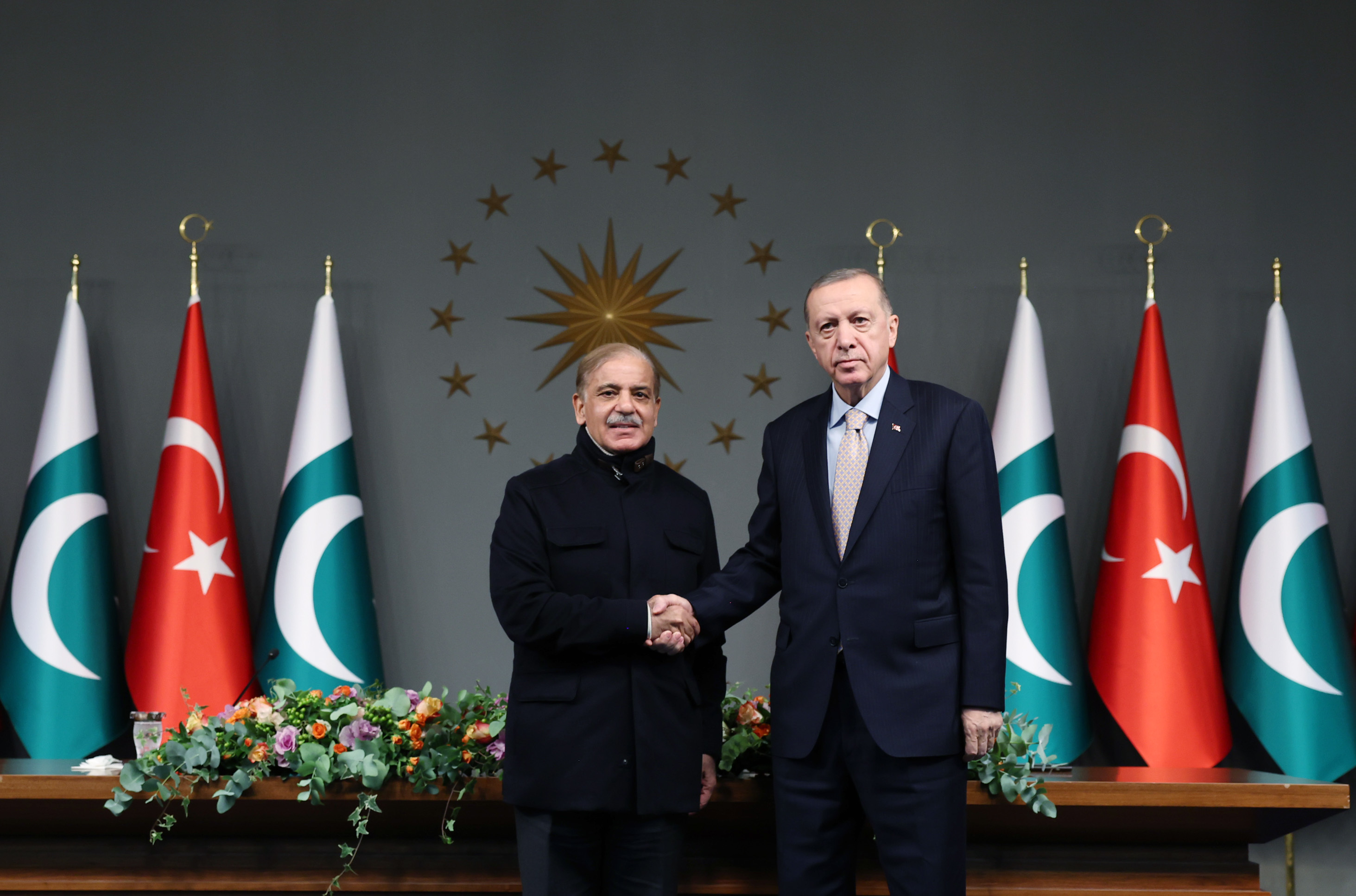 Cumhurbaşkanı Erdoğan'dan Pakistan Başbakanı Şerif ile ortak basın toplantısında önemli açıklamalar: İlişkilerimizi her alanda ileriye götüreceğiz