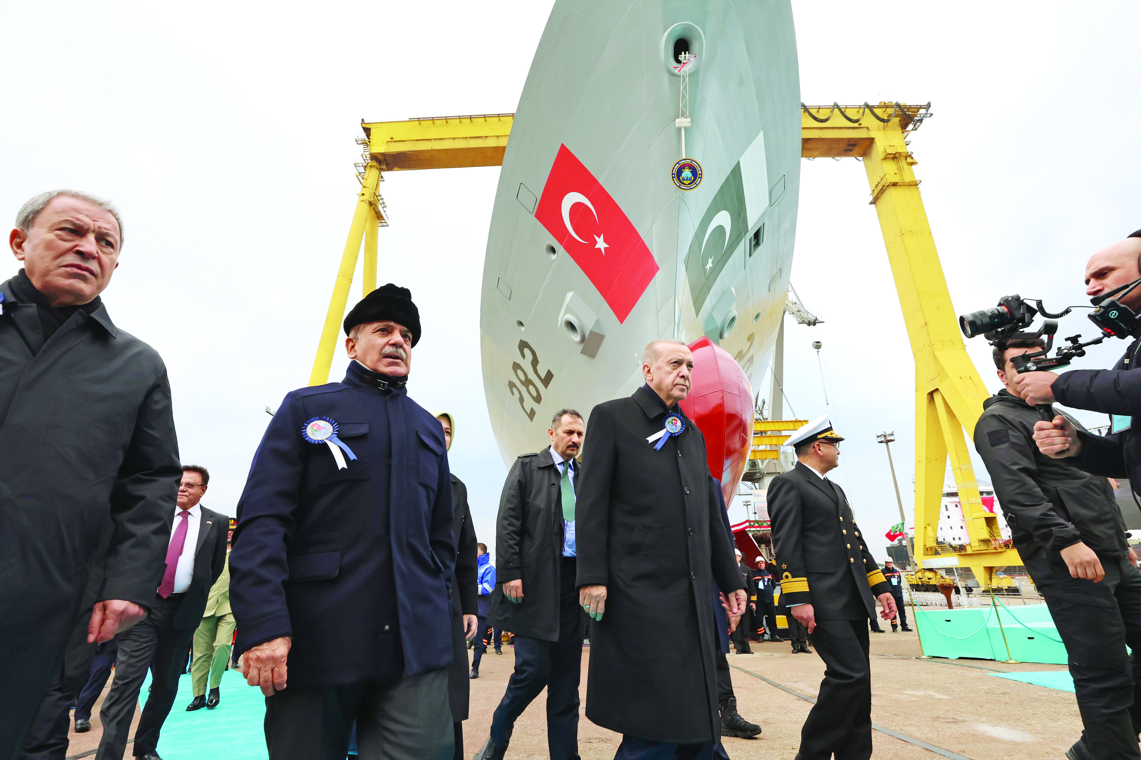 Türkiye dostlarıyla büyük güç: Savunmada süper lige çıkacağız