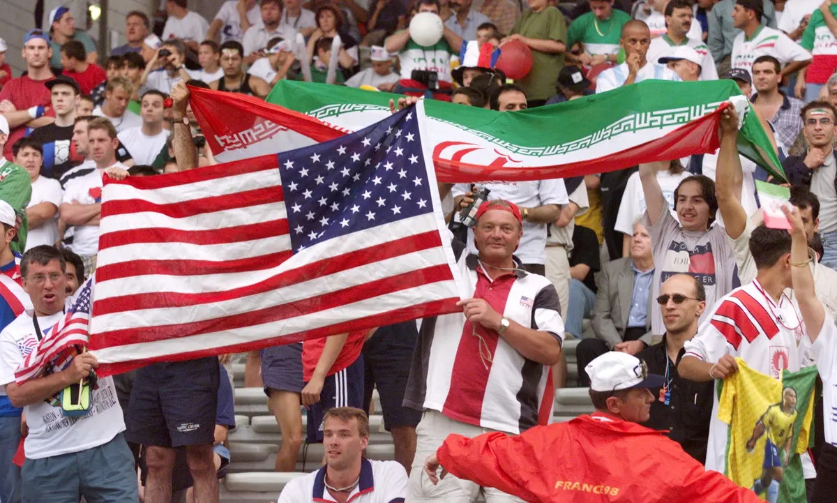Dünya Kupası'nda 'bayrak' krizi: İran ABD'yi FIFA'ya şikayet etti