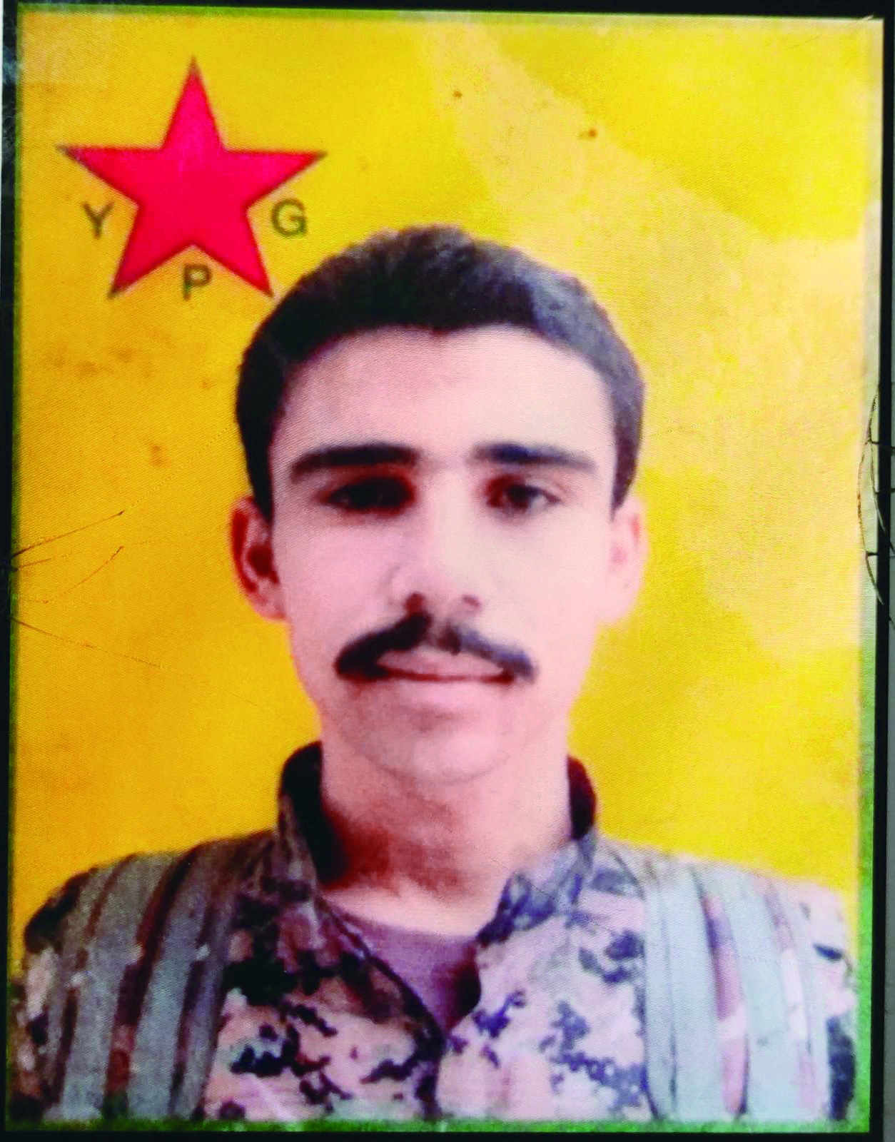 Teröristin YPG'li fotoğrafı çıktı: Albashir’in firari suç ortağı Bilal Alhac Nwas