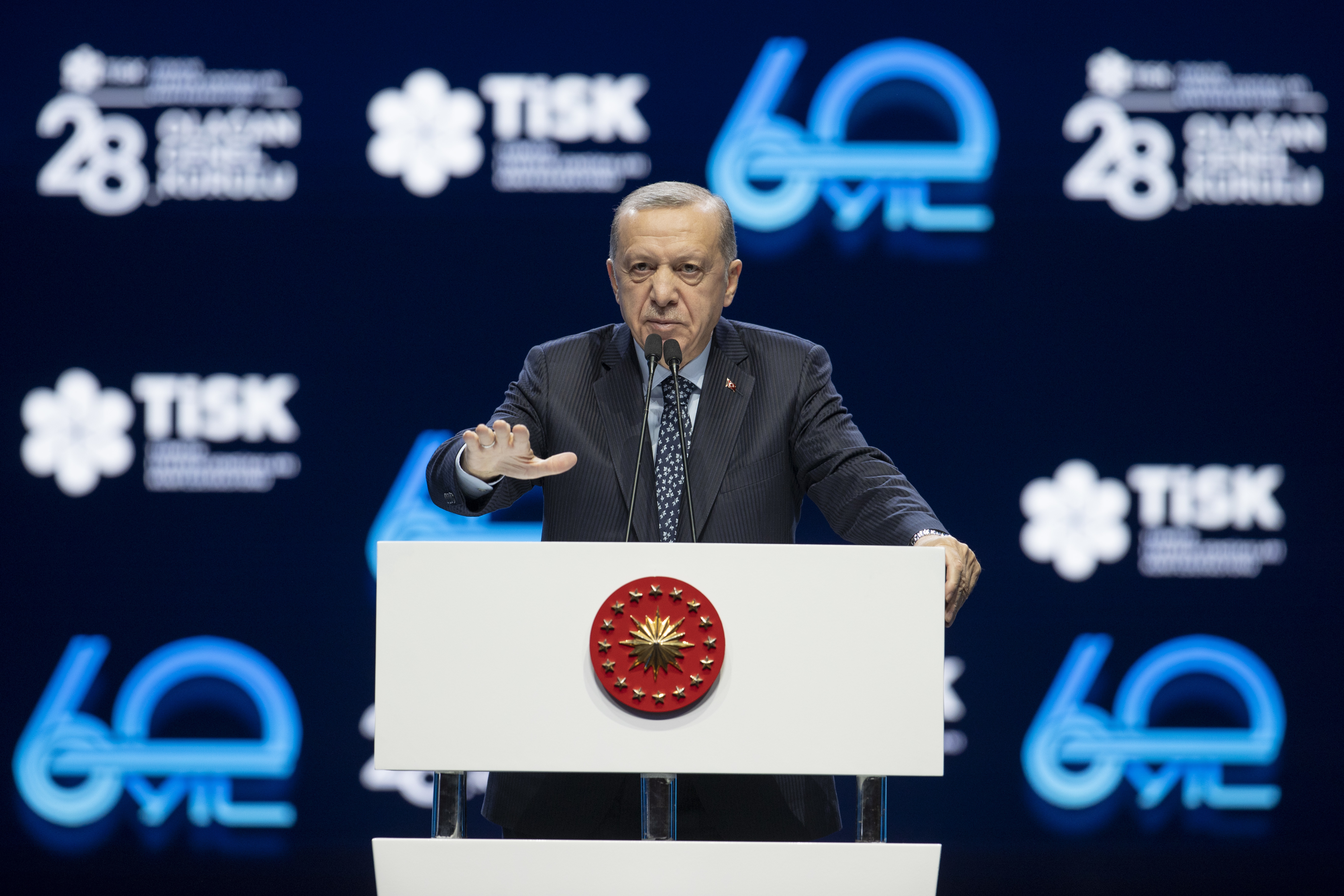 Cumhurbaşkanı Erdoğan: Türkiye bilhassa son 10 yılda maruz kaldığı saldırılara rağmen bölgesel ve küresel liderlik seviyesine ulaşmıştır