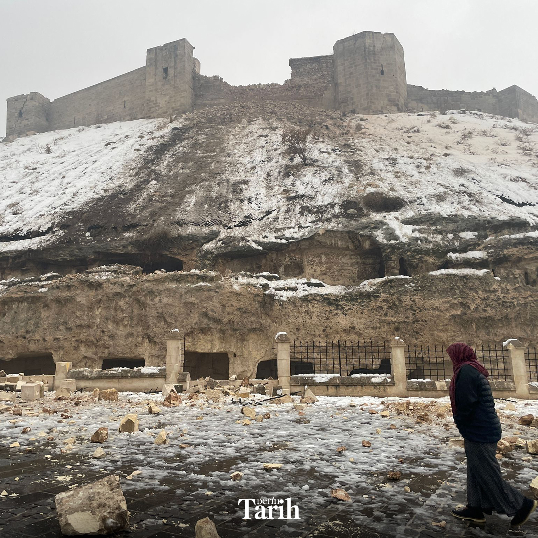 Asırlık Gaziantep Kalesi de depremde yara alanlardan...