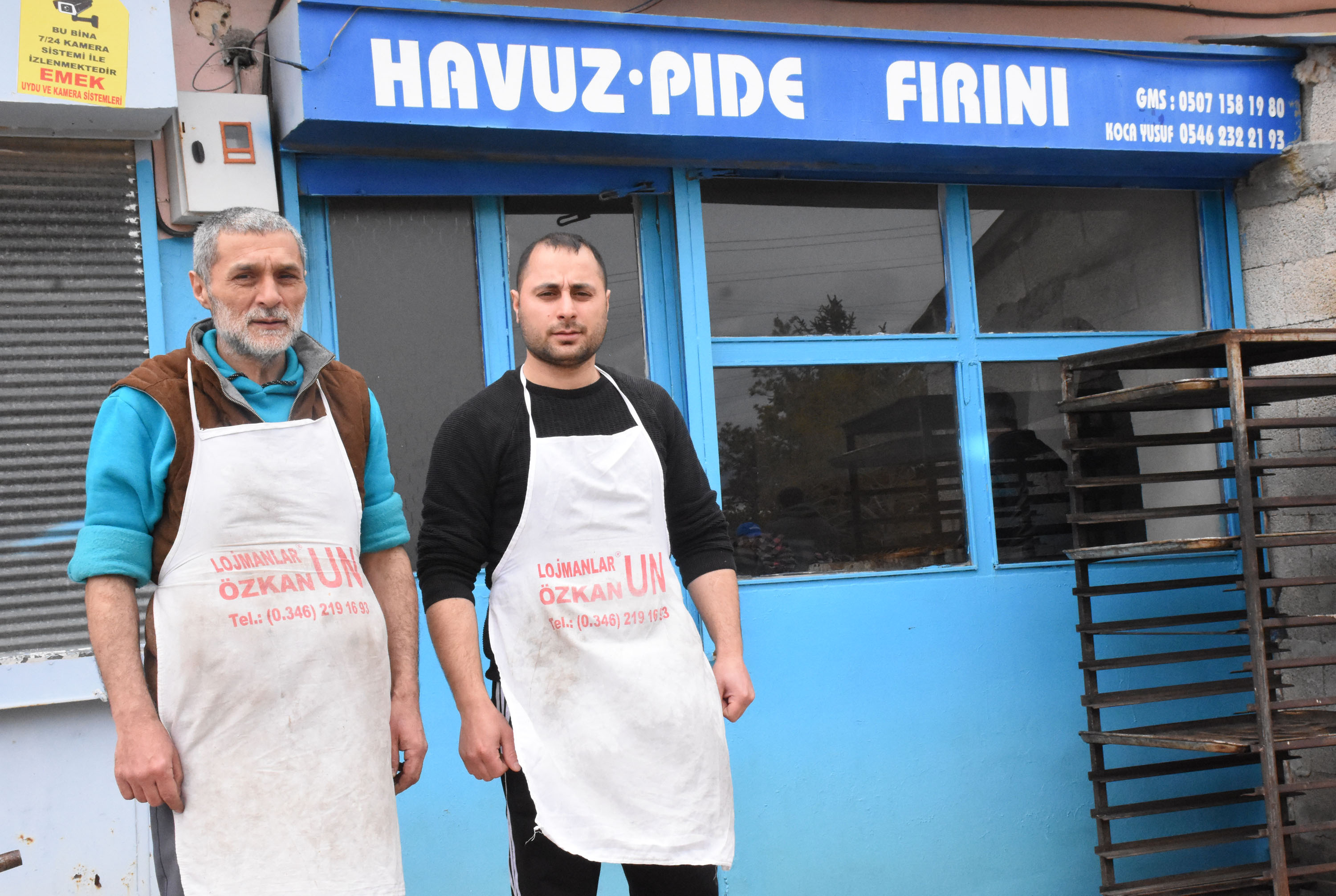 10 yıldır kapalı olan fırın depremzede ailenin ekmek kapısı oldu