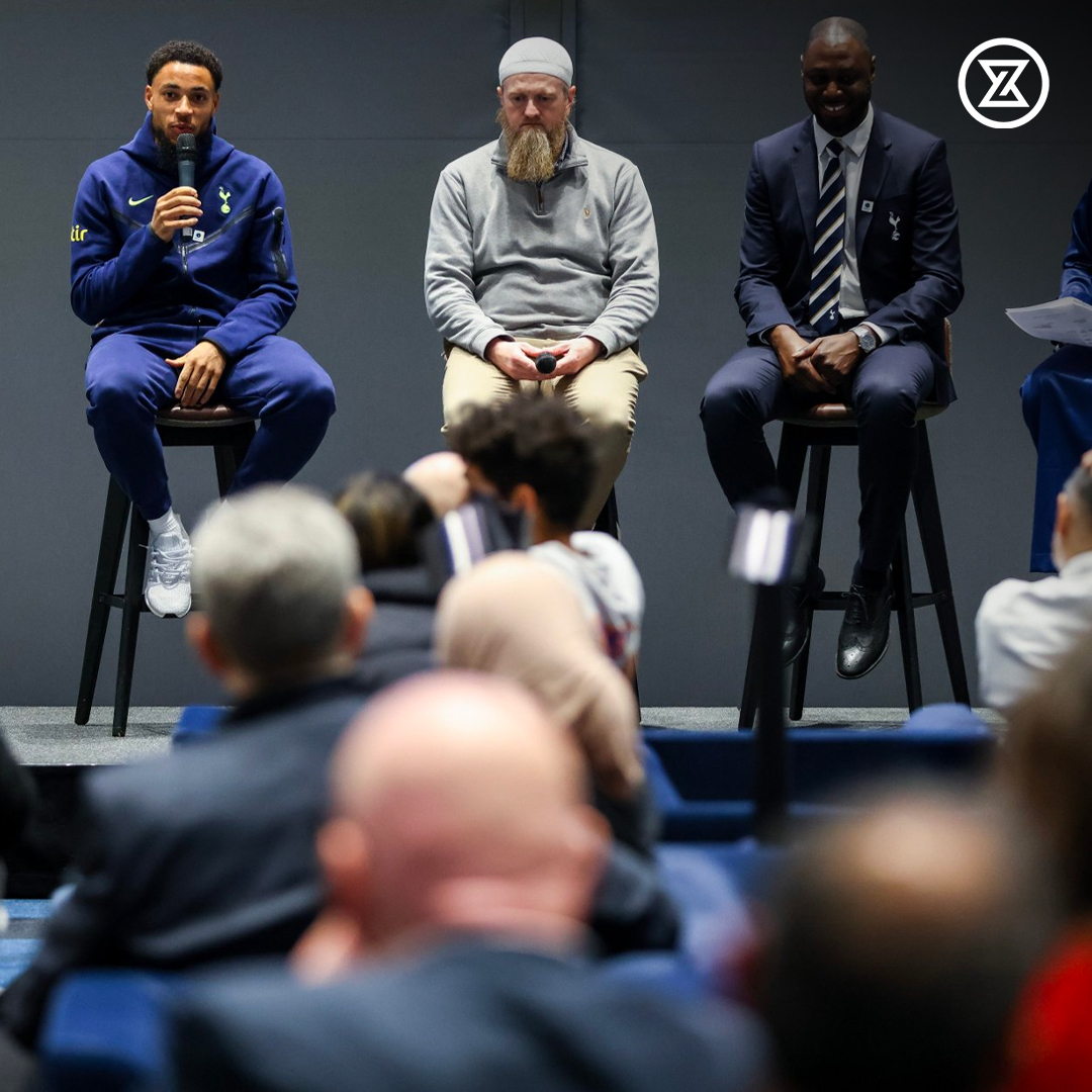 Tottenham, Hotspur Stadı'nda iftar yemeği verdi