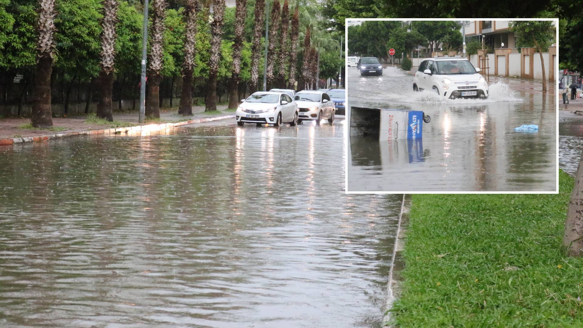 Antalya'da sağanak etkili oldu; araçlar mahsur kaldı