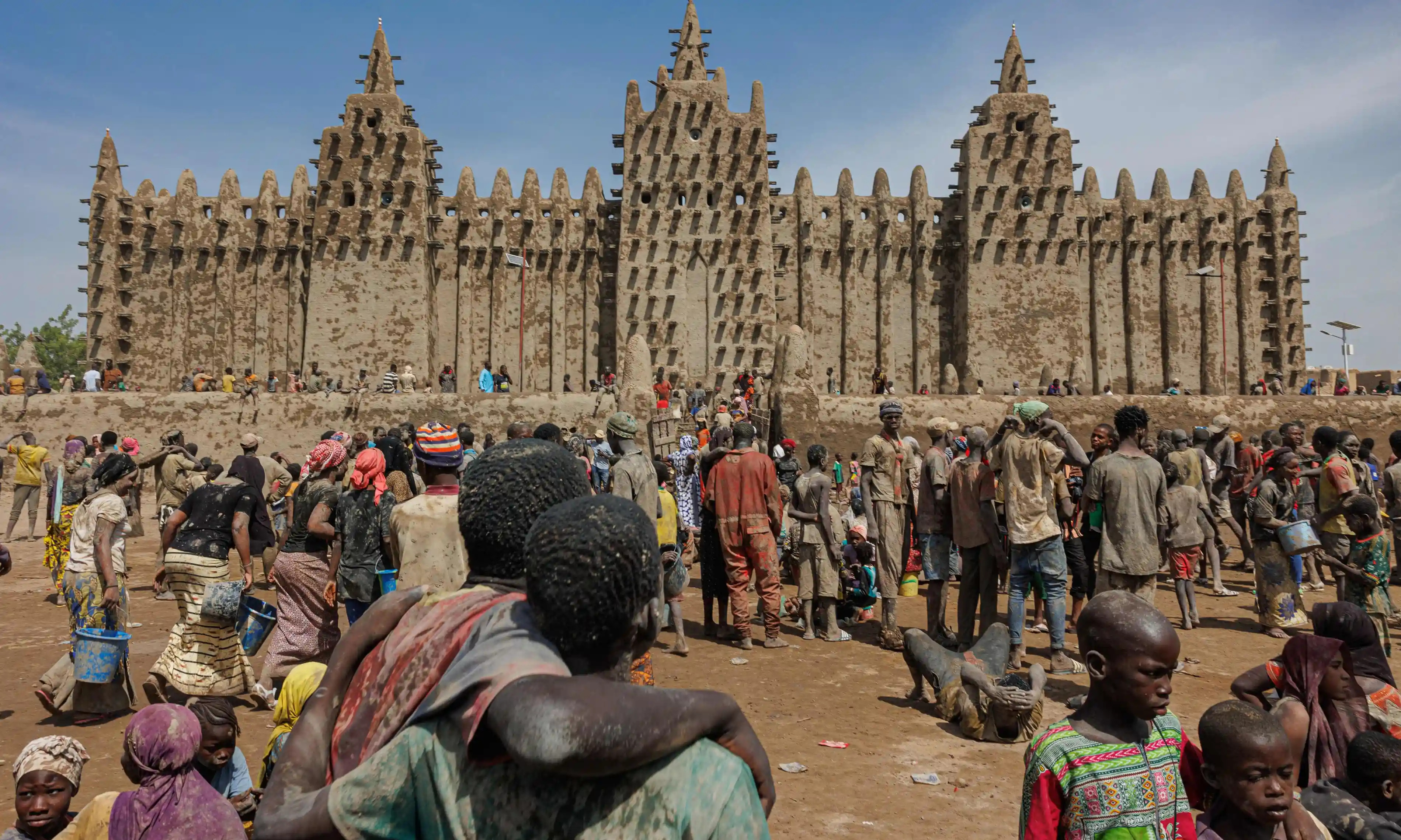 Mali’de her yıl tekrar inşa edilen bir mabed: Cenne Ulu Camii