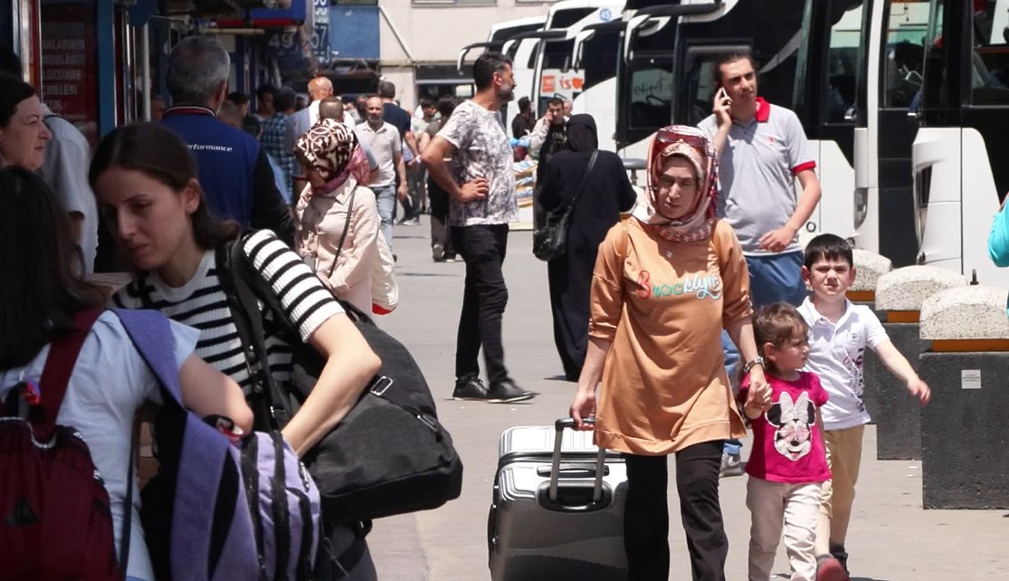 15 Temmuz Demokrasi Otogarı'nda Kurban Bayramı öncesi yoğunluk