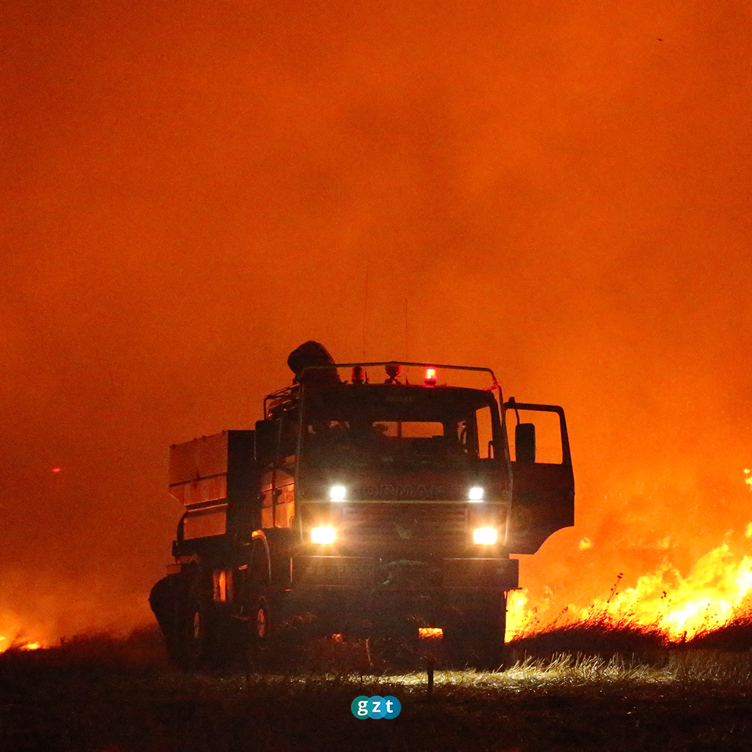 Çanakkale'de çıkan orman yangınına müdahale sürüyor