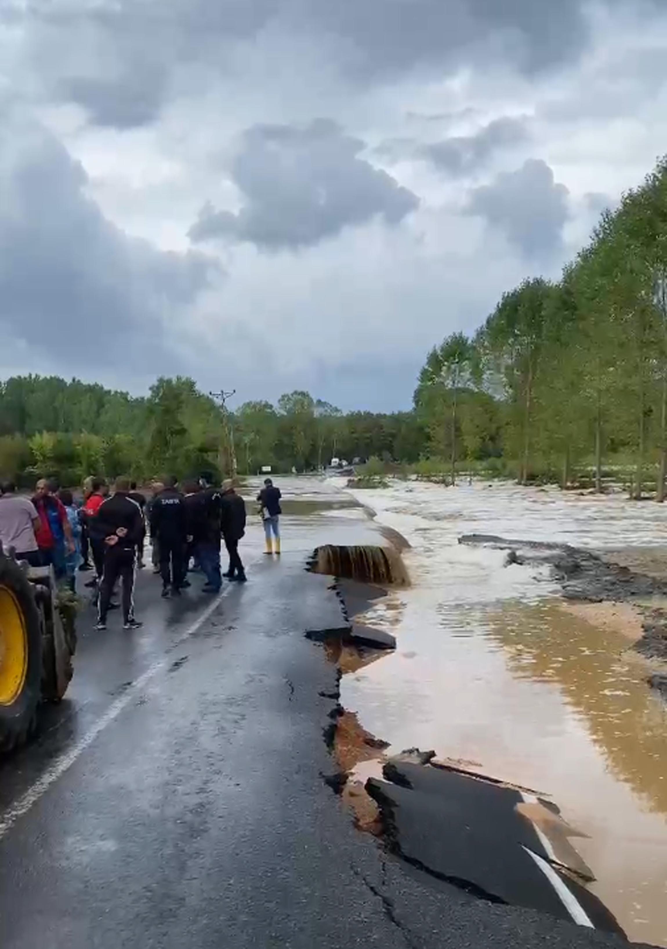 Kırklareli'nde sel felaketi: İki ölü, 4 kayıp