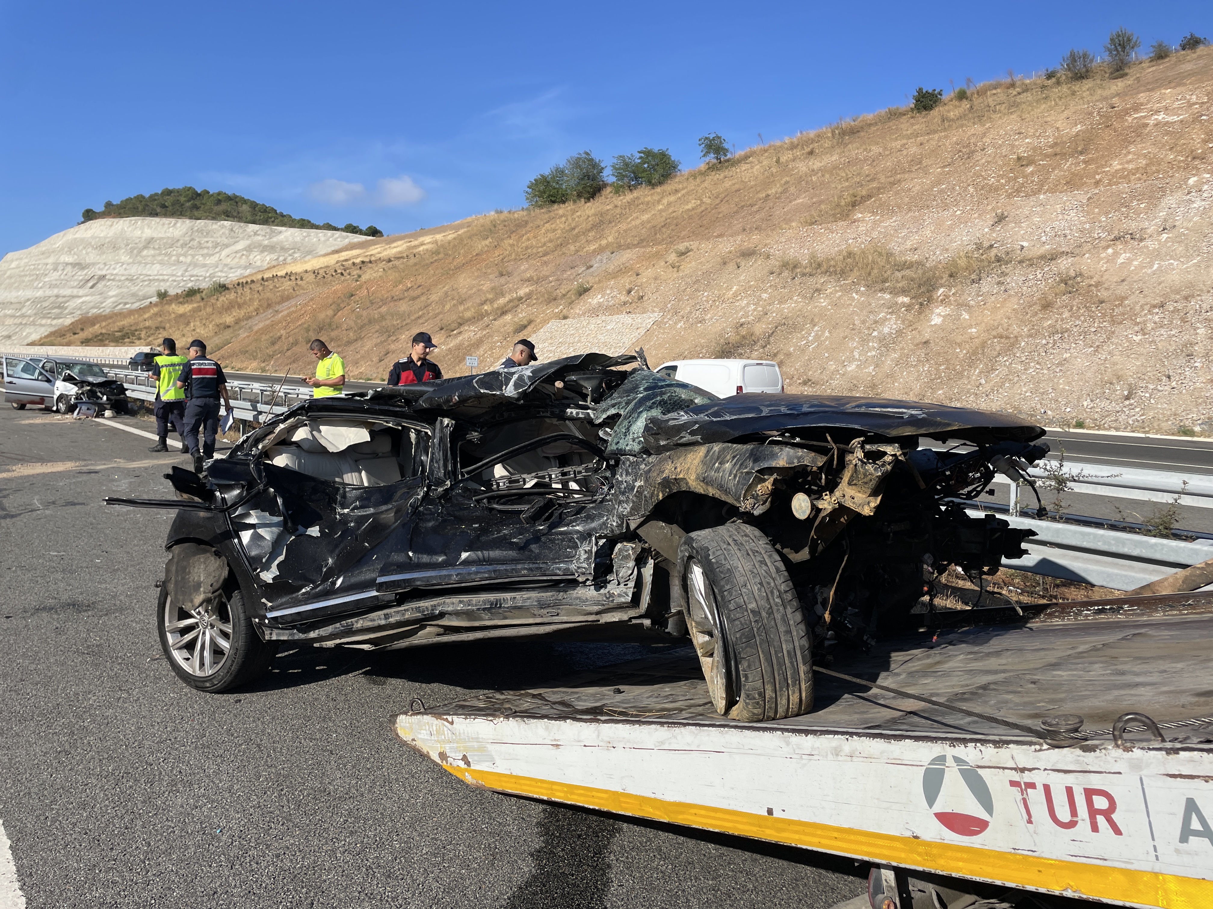 İstanbul-İzmir Otoyolu'ndaki zincirleme kaza: İki ölü, 7 yaralı