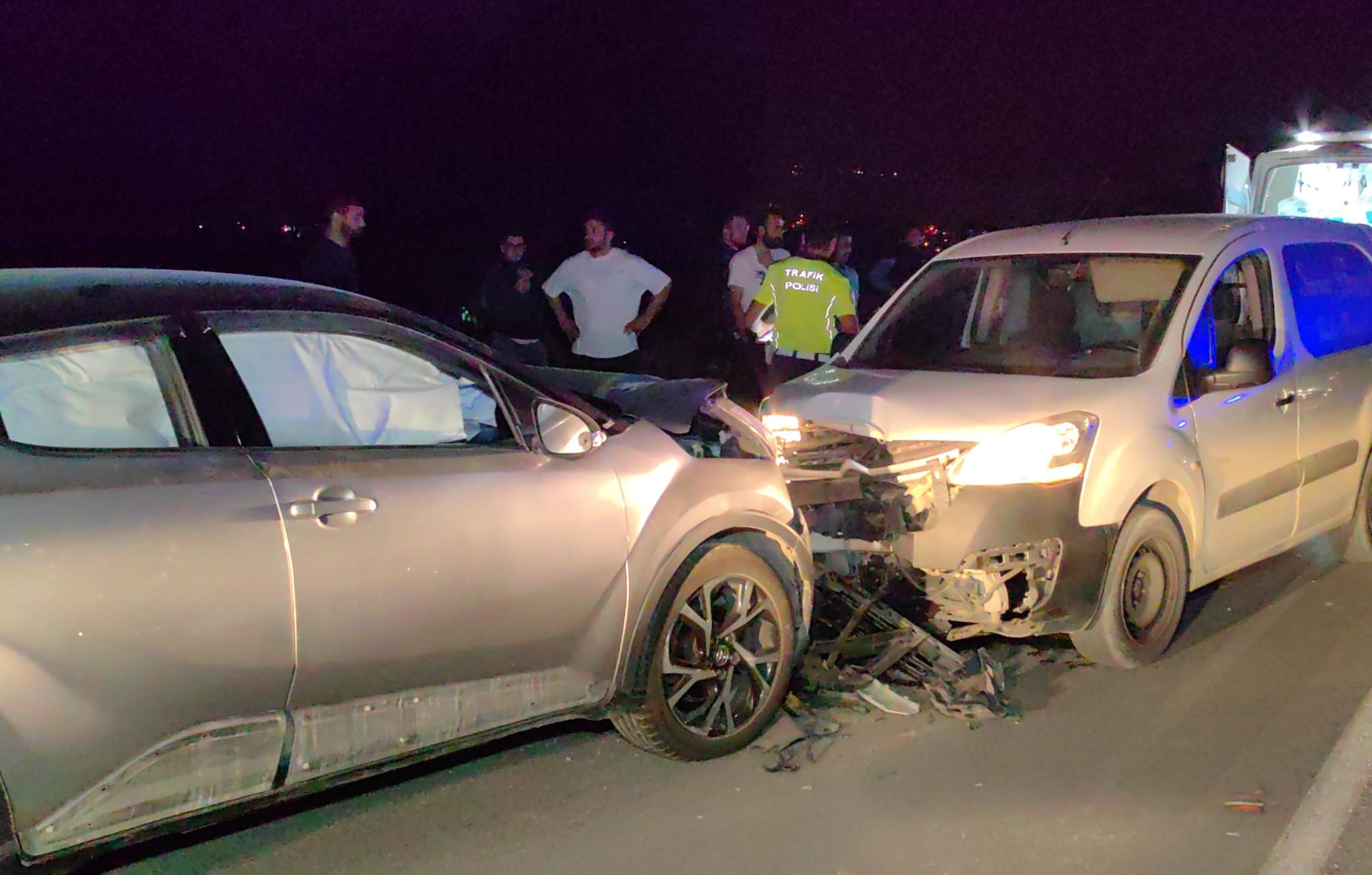 Kaportacının eşi tamir için bırakılan otomobille kaza yaptı: 6 yaralı