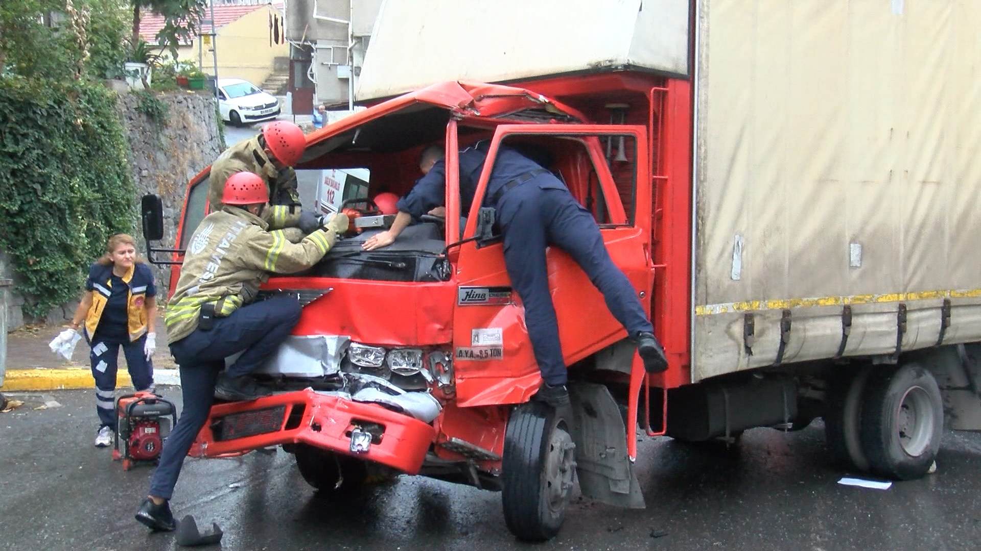 Pendik'te yağmur sonrası trafik kazası: 1 yaralı