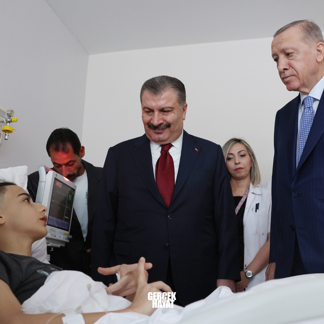 Gazze'den gelen hastalara Erdoğan'dan ziyaret