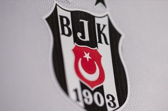Beşiktaş'ta Serdal Adalı yeniden başkanlığa seçildi