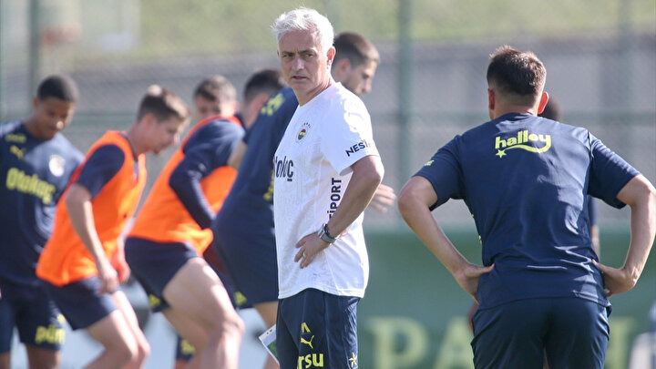 Mourinho'nun istediği iki isim Fenerbahçe'yi uçuracak