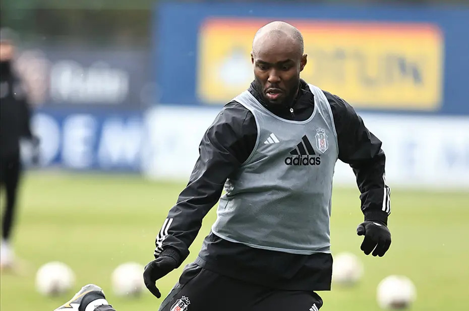 Beşiktaş'ta ayrılık kesinleşti: Serdal Adalı kafasında rakamı açıkladı