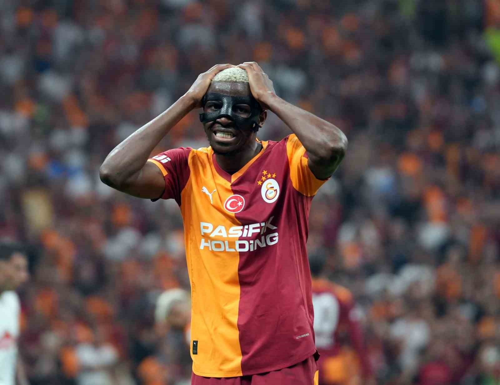 Galatasaray'a müjdeli haber! Osimhen o maçta sahada | Galatasaray haberleri