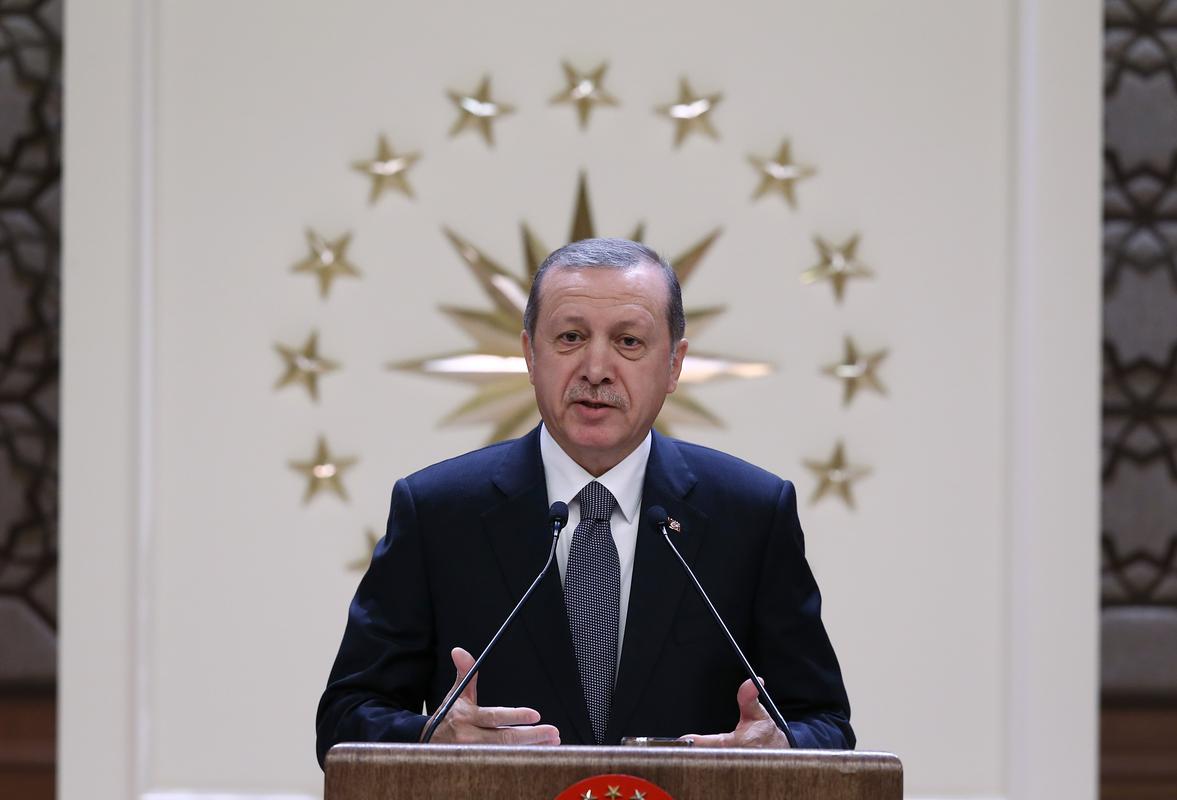 انتُخب يوم الأحد 10 أغسطس 2014 وأصبح الرئيس الثاني عشر للجمهورية التركية وأول رئيس يتم انتخابه من الشعب مباشرةً في التاريخ السياسي التركي.