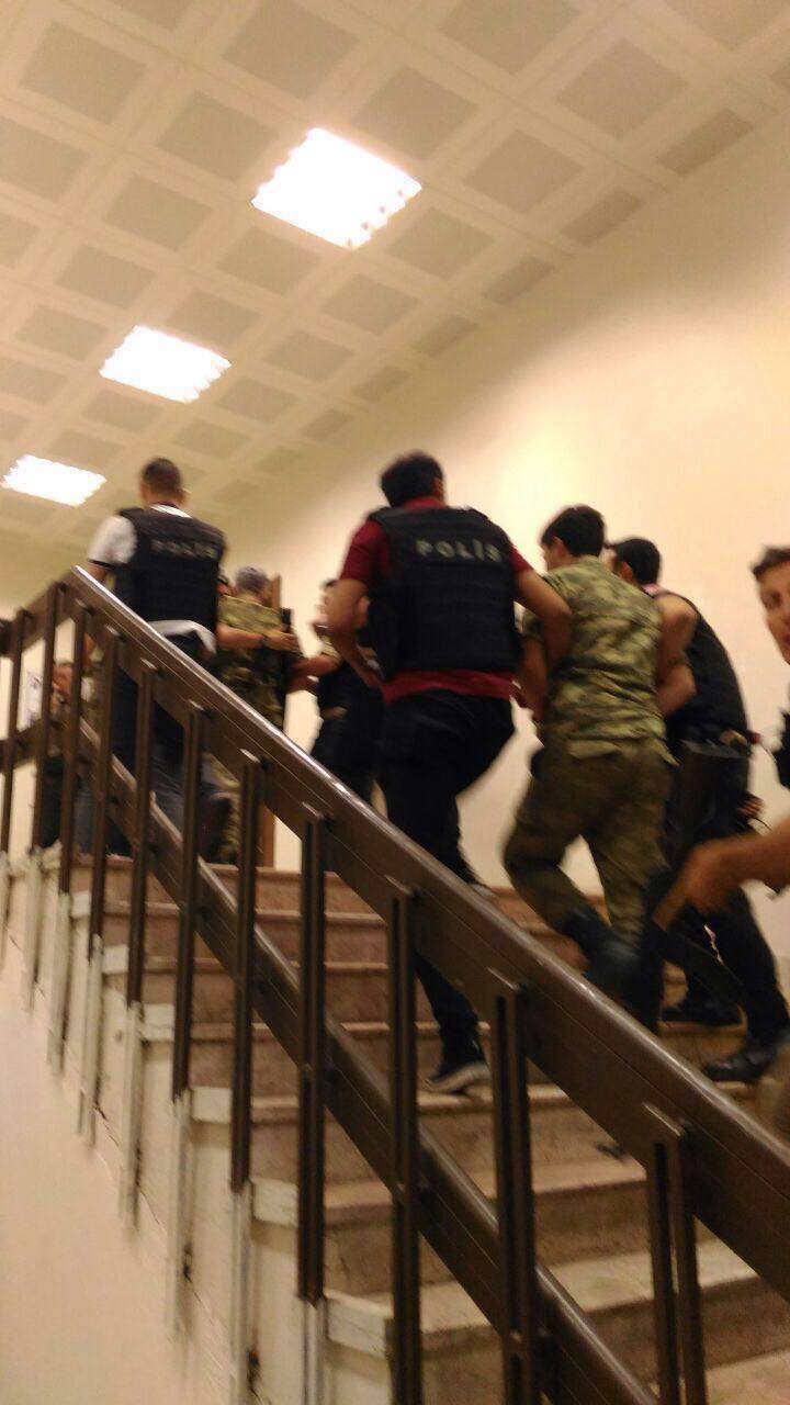 Police took one colonel and three soldiers into custody on Vatan Avenue.