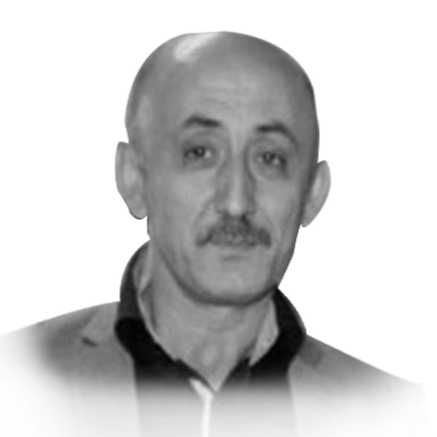 Хакан Гюльшен
